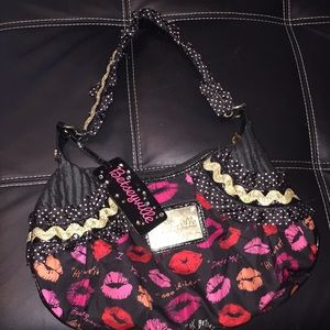 Betsey Johnson Betseyville Lips bag